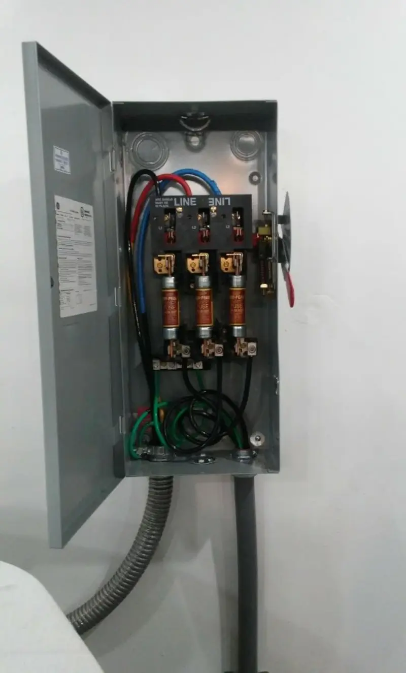 Three-phase disconnect switch installed for Electrical Wiring & Rewiring in Hudson Bend